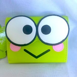 - Keroppi Loungeflu wallet